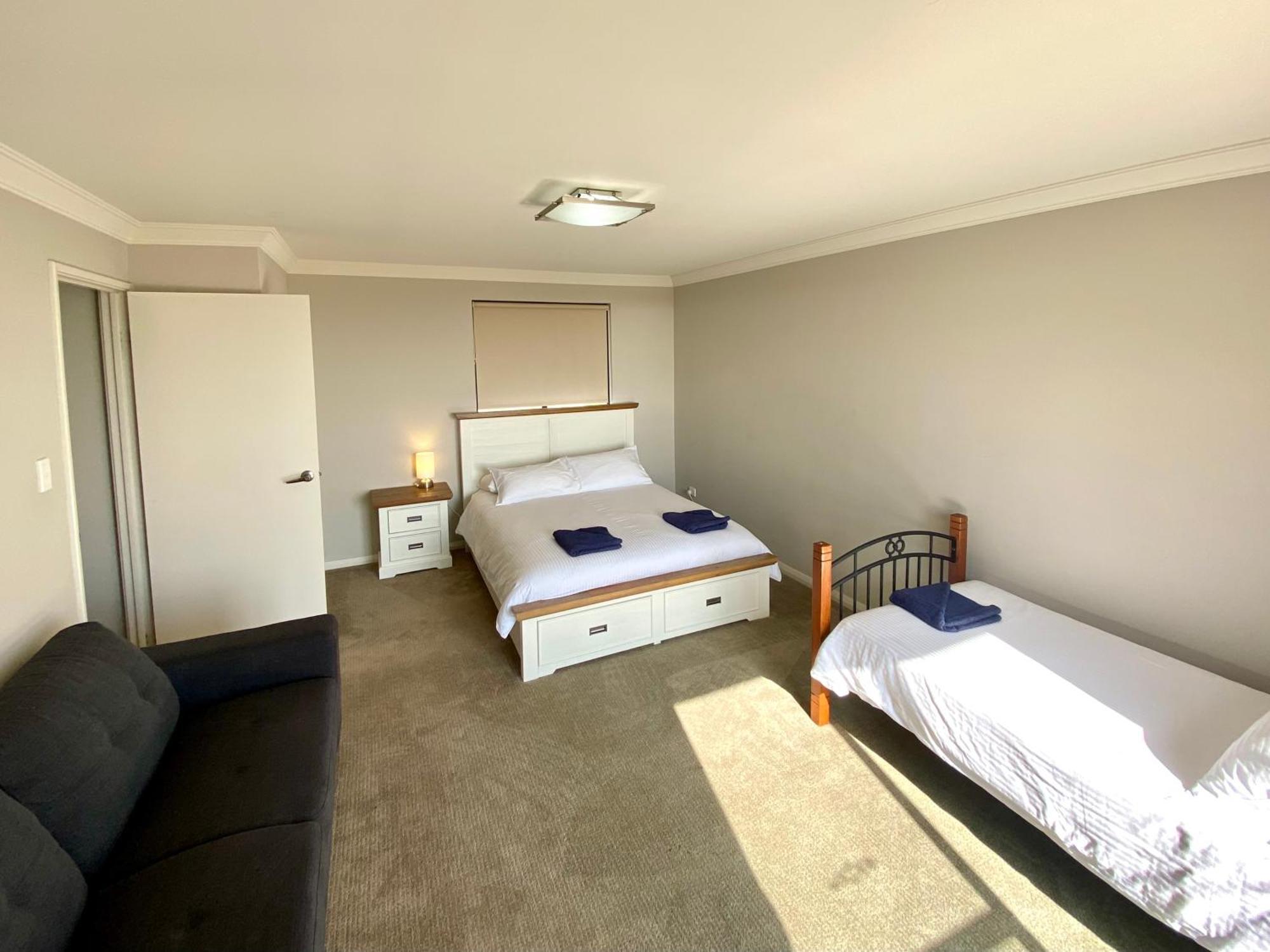 Port Denison Beach Resort Bagian luar foto